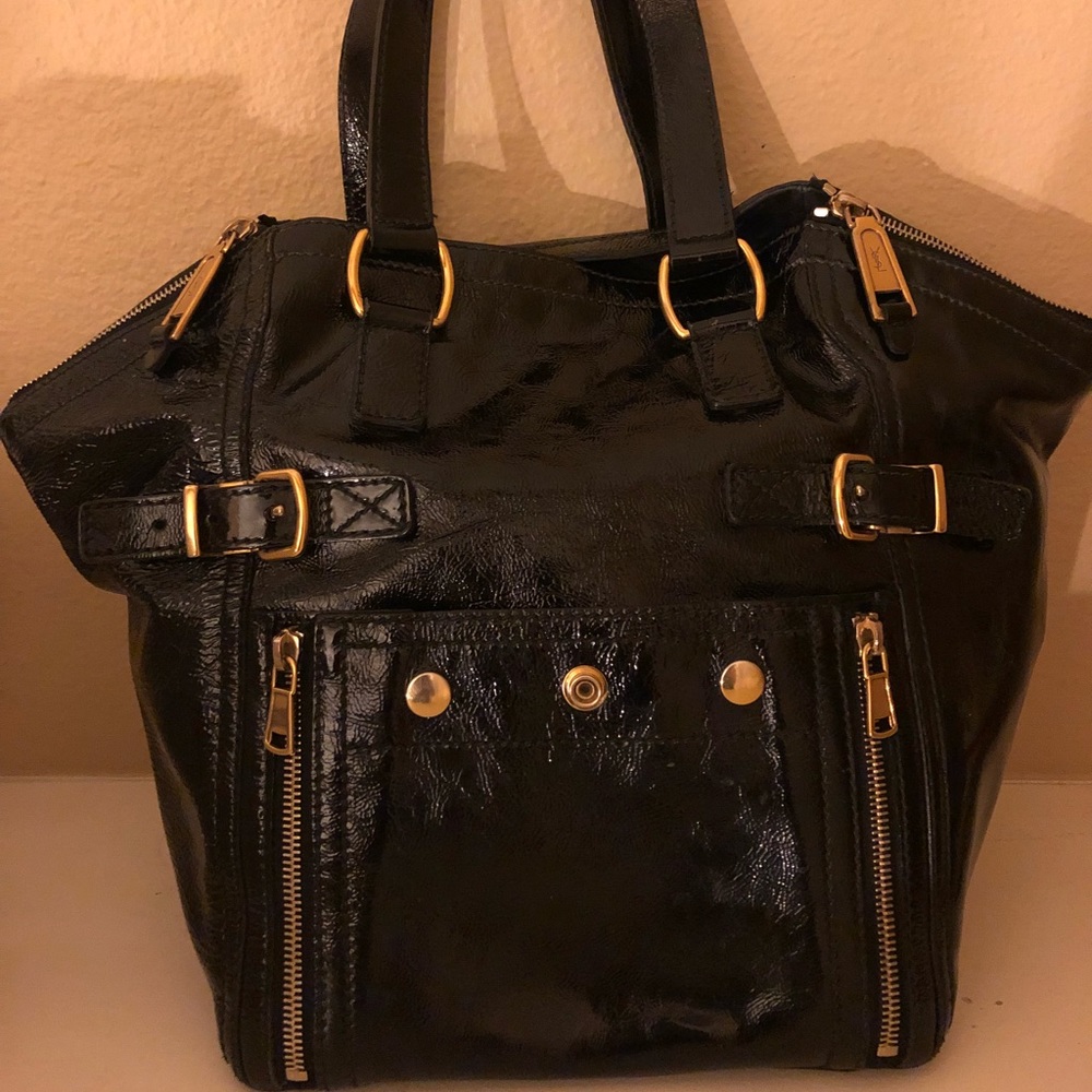 ❌SOLD❌Yves Saint Laurent Downtown patent bag